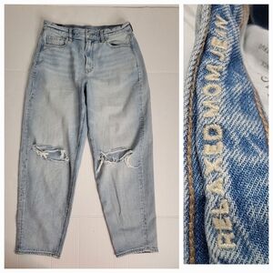 American Eagle Jeans Sz 8 Relax Mon Jeans Distressed High Rise